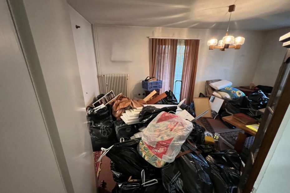Räumung und Reinigung Wisshus
